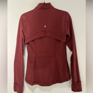 Lululemon Define Jacket Mulled wine Size 8.
